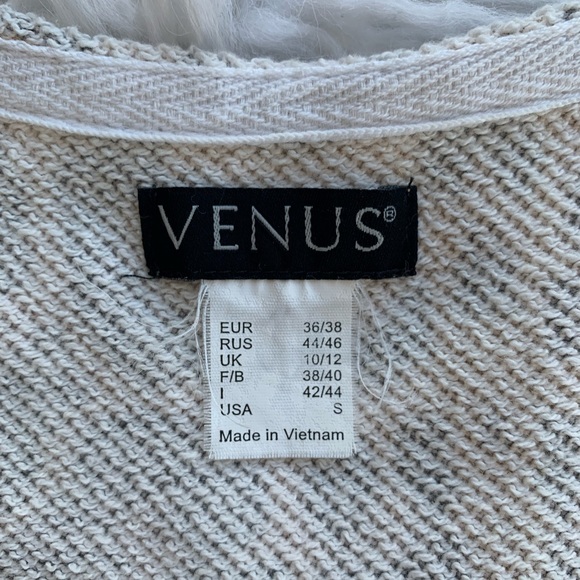 VENUS cold shoulder leopard top - Picture 3 of 5